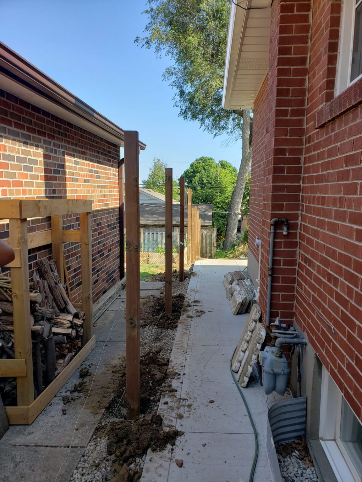 Post Hole Digging Toronto Fences, Decks, Pergolas & More